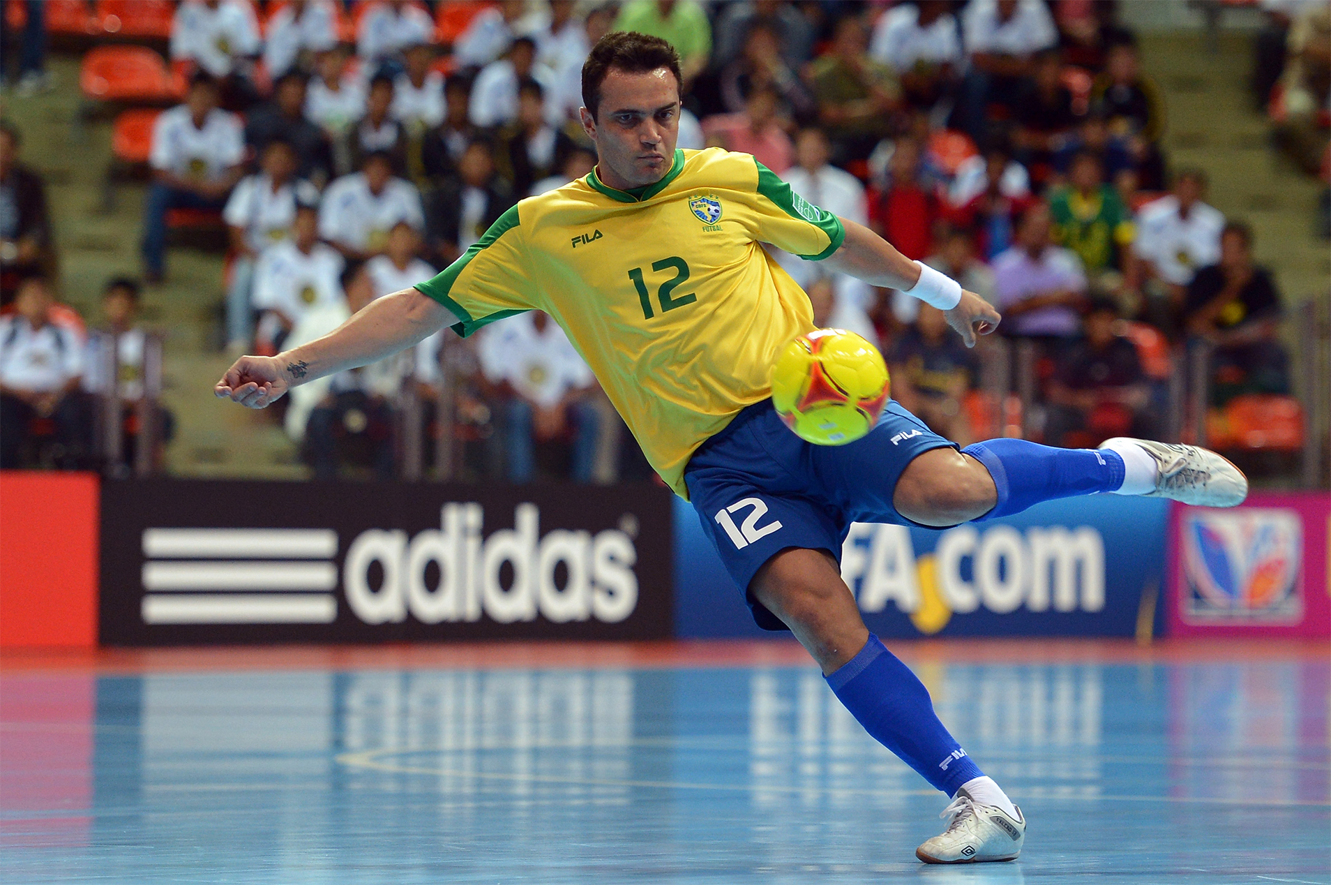 Nosso Clube - Melhor jogador de futsal da história, Falcão